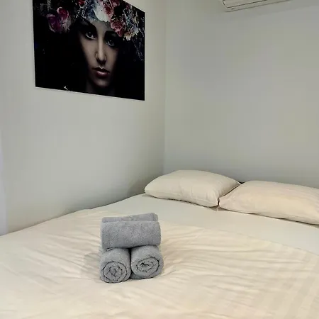 Park View Apartment
